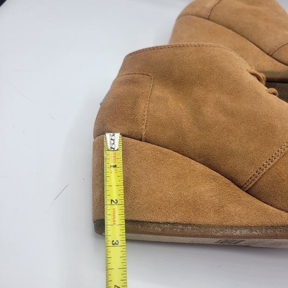Tom heeled booties size 9.5 - Picture 9 of 12